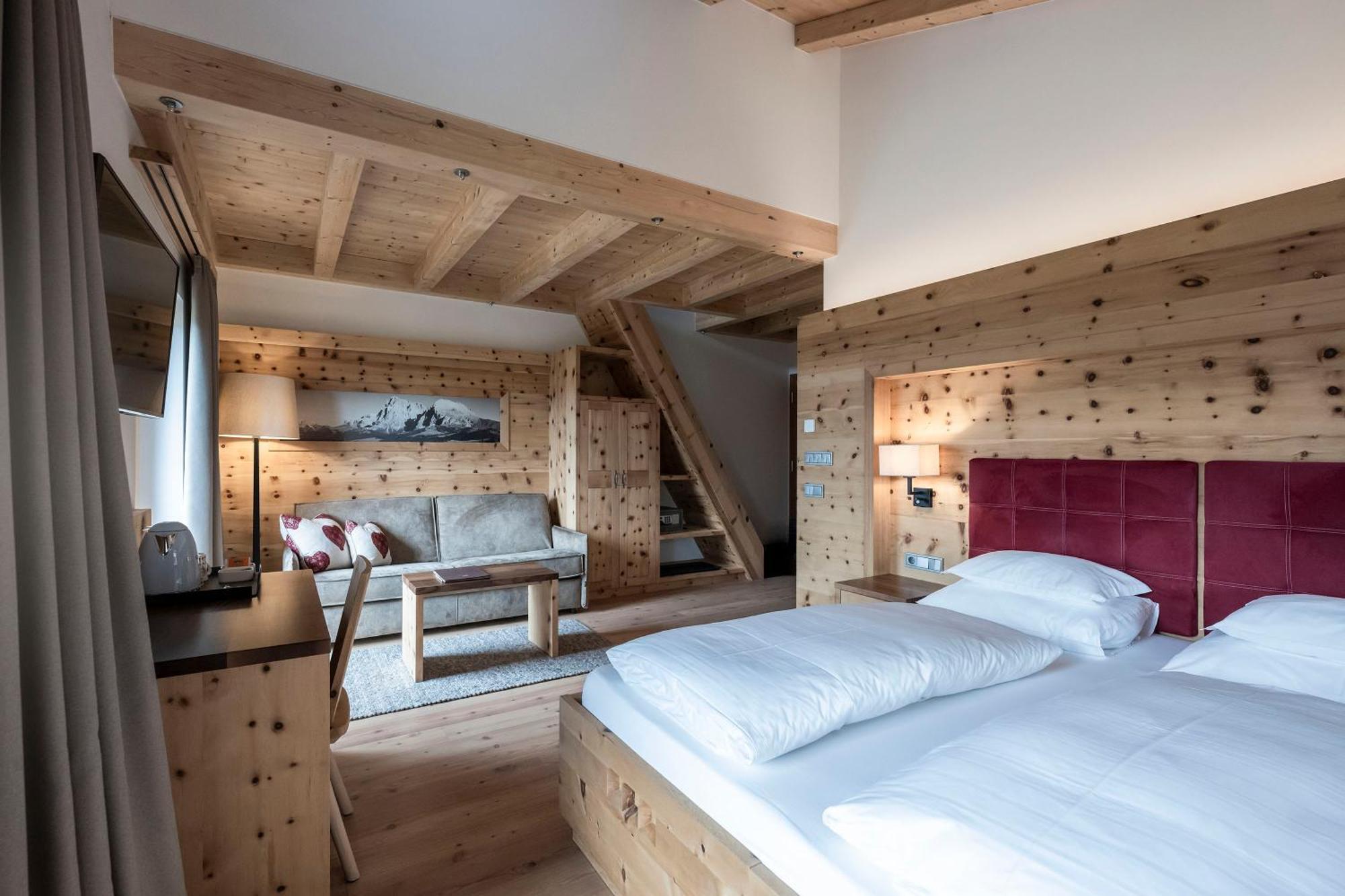 Dolmites Nature Hotel Vigilerhof Seis am Schlern Buitenkant foto